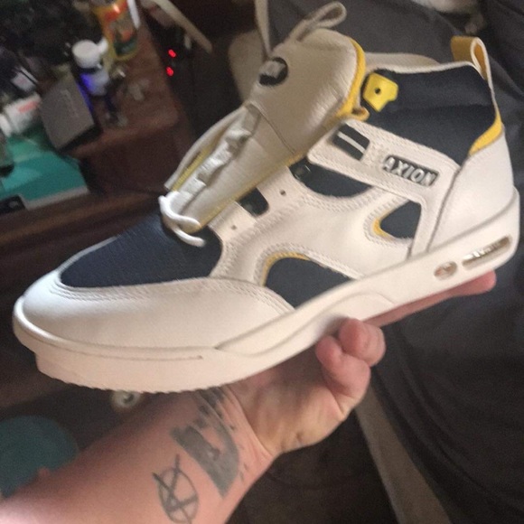 Vintage reissue Axion Genesis mid calf Skate shoes never worn, mint, size 11 men - Picture 6 of 12